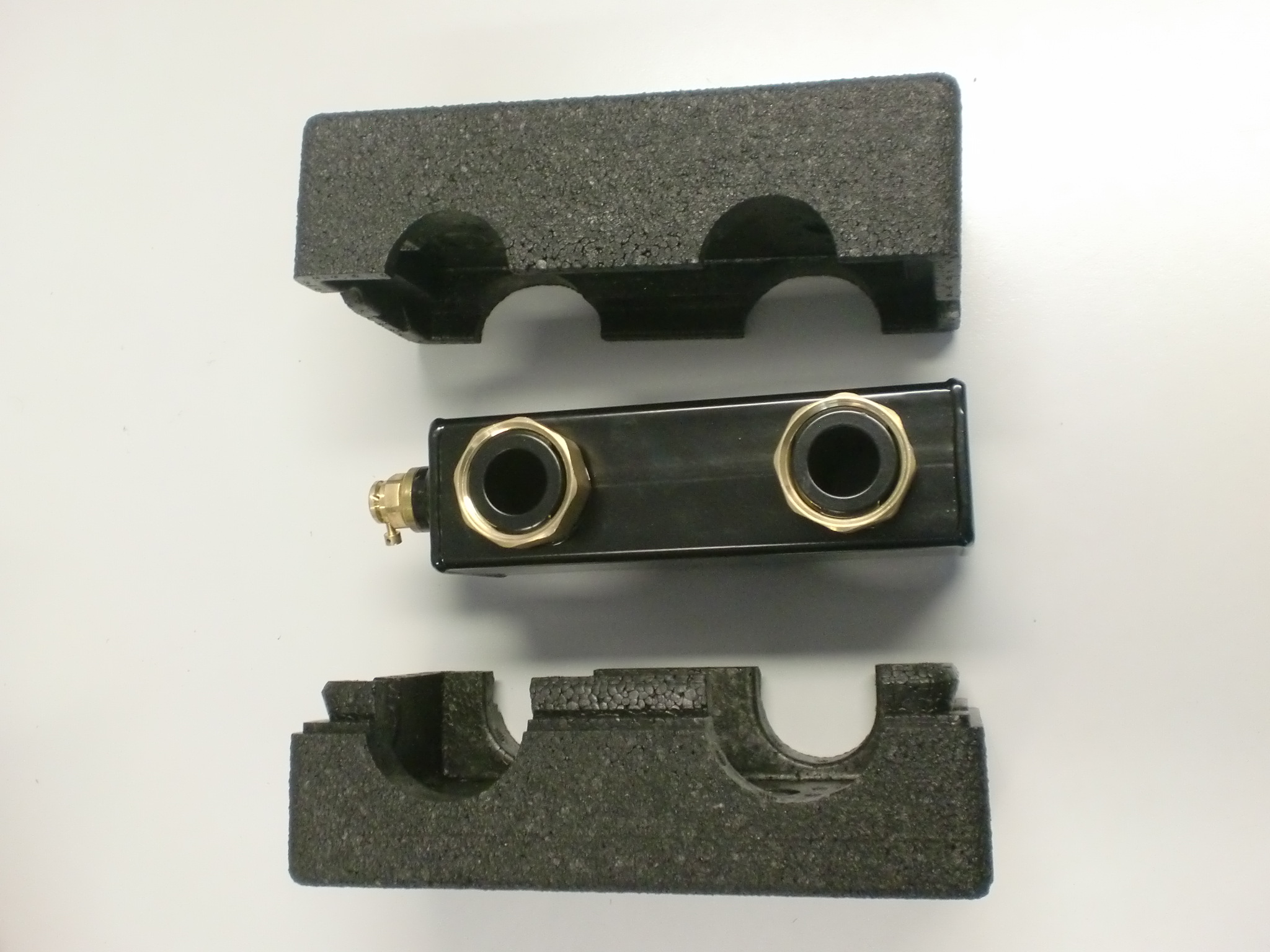 99 Euro Restposten - Vaillant Hydraulische Weiche quer WH 27 Rp 1  306727